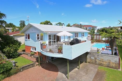 Photo of property in 4 Eyre Street, Henderson, Auckland, 0612