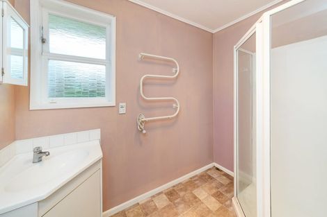 Photo of property in 13 Mcclure Street, Feilding, 4702