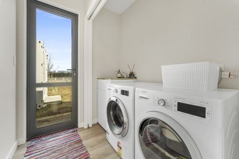 Photo of property in 27 Dingle Street, Lake Hawea, Wanaka, 9382