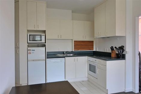 Photo of property in Terrace Tower Apartments, 7e/126 The Terrace, Wellington Central, Wellington, 6011