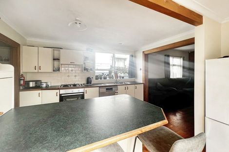 Photo of property in 7 Lyndhurst Street, Takaro, Palmerston North, 4412