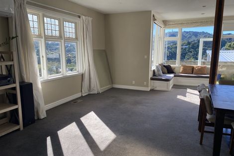 Photo of property in 98 Wadestown Road, Wadestown, Wellington, 6012