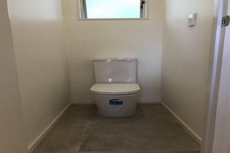 Photo of property in 2/84a Captain Scott Road, Glen Eden, Auckland, 0602