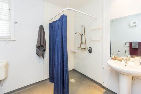 Photo of property in 29 Korau Grove, Stokes Valley, Lower Hutt, 5019