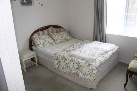 Photo of property in 2/15 Manuka Road, Bayview, Auckland, 0629