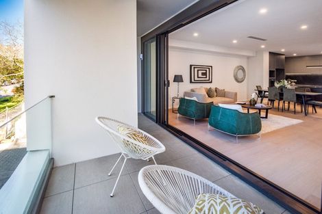 Photo of property in 16c Saltburn Road, Milford, Auckland, 0620