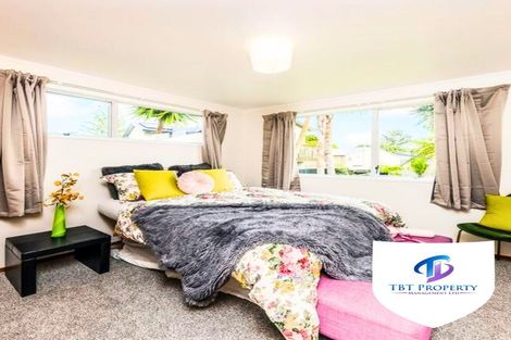Photo of property in 19 Adel Place, Weymouth, Auckland, 2103