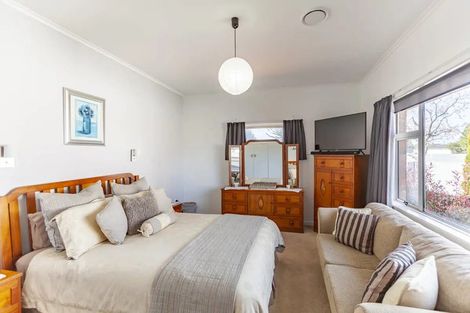 Photo of property in 17 Harris Street, Greenmeadows, Napier, 4112