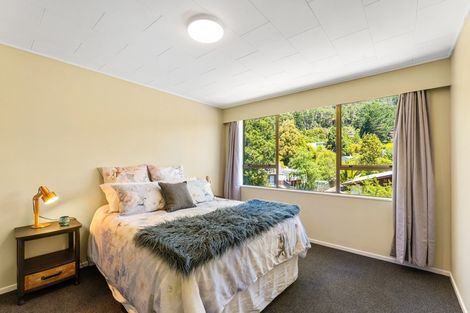 Photo of property in 105b Kamahi Street, Stokes Valley, Lower Hutt, 5019
