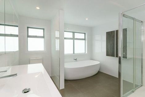 Photo of property in 4 Hislop Way, Johnsonville, Wellington, 6037