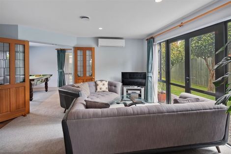 Photo of property in 1 Wendy Place, Heathcote Valley, Christchurch, 8022