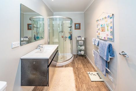 Photo of property in Caversham Park, 2/7 Caversham Road, Westmere, Whanganui, 4501