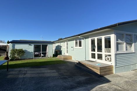 Photo of property in 42 Rutherford Street, Chedworth, Hamilton, 3210