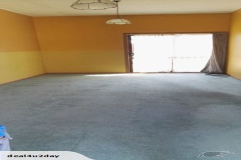 Photo of property in 22 Lendenfeld Drive, Papatoetoe, Auckland, 2025