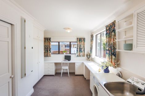 Photo of property in 95 Park Road, West End, Palmerston North, 4410