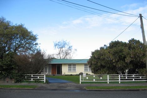 Photo of property in 37 York Street, Solway, Masterton, 5810