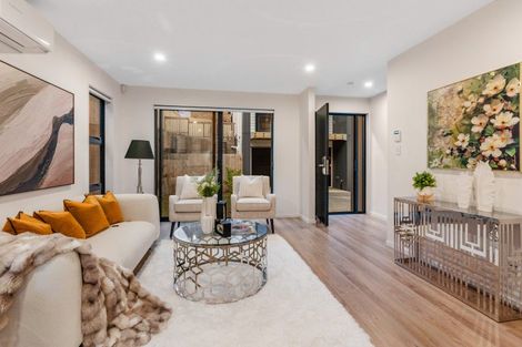 Photo of property in 165d Wiseley Road, West Harbour, Auckland, 0618