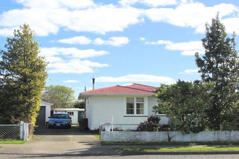 Photo of property in 79 Bridge Street, Bulls, 4818