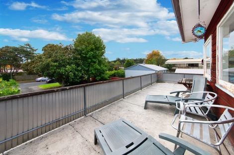 Photo of property in 49 Eskdale Road, Birkdale, Auckland, 0626