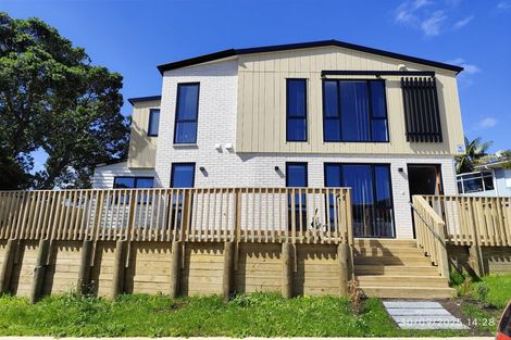 Photo of property in 4 Chatsworth Crescent, Pakuranga Heights, Auckland, 2010