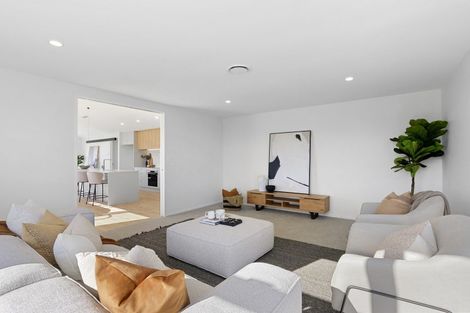 Photo of property in 14 Village Green Drive, Huntingdon, 7774