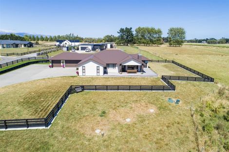 Photo of property in 20 Tula Lane, Kelvin Grove, Palmerston North, 4470