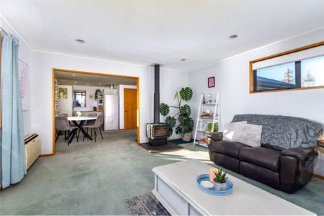 Photo of property in 3 Mckenzie Street, Fairlie, 7925