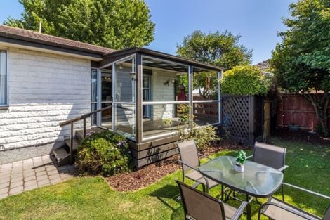 Photo of property in 2/11 Manatu Lane, Waltham, Christchurch, 8023