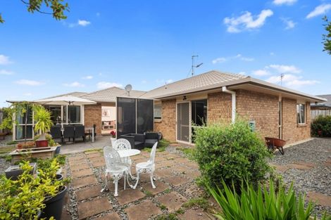 Photo of property in 3 Summerland Crescent, Papamoa Beach, Papamoa, 3118