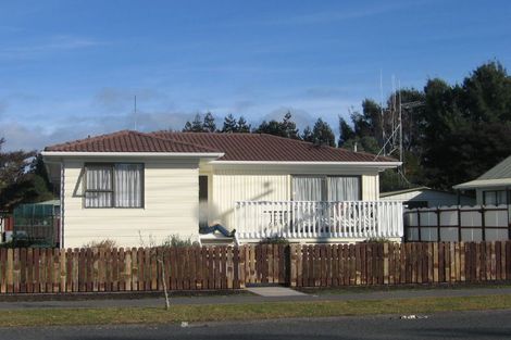 Photo of property in 21 Coventry Road, Melville, Hamilton, 3206