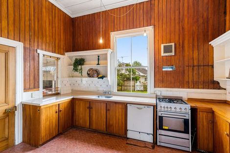 Photo of property in 126 Vauxhall Road, Narrow Neck, Auckland, 0624