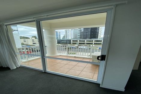 Photo of property in Beaumont Apartments, 14/12 Maunganui Road, Mount Maunganui, 3116
