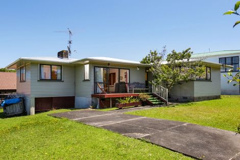 Photo of property in 2 Ellis Avenue, Mount Roskill, Auckland, 1041
