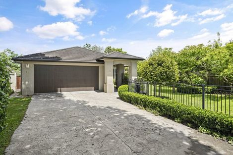 Photo of property in 61 Bowen Street, Cambridge, 3434