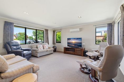 Photo of property in 631 Gloucester Road, Papamoa Beach, Papamoa, 3118