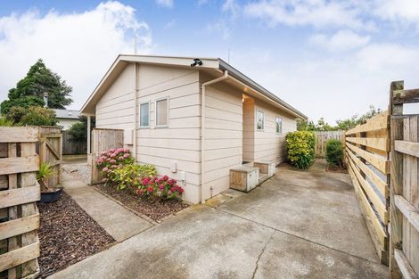 Photo of property in 20b Hilton Grove, Kelvin Grove, Palmerston North, 4414
