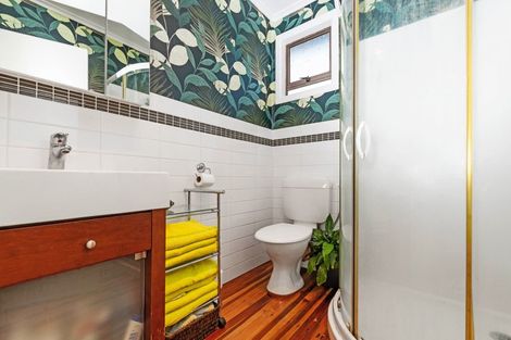 Photo of property in 15 Heeni Street, Wharewaka, Taupo, 3330