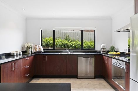 Photo of property in 36 Max Short Drive, Pukekohe, 2120