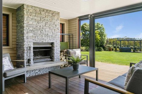 Photo of property in 67 Lomond Grove, Acacia Bay, Taupo, 3385