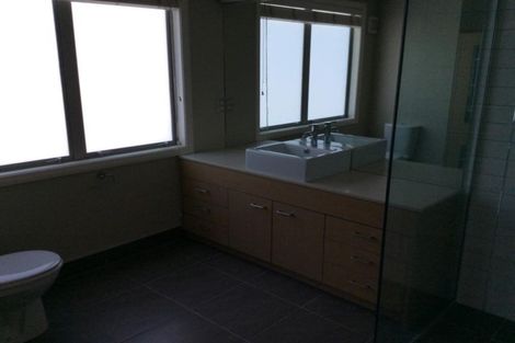 Photo of property in 5/235 Devonport Road, Tauranga, 3110