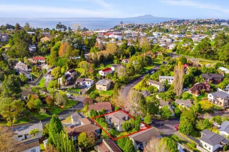 Photo of property in 17 Capricorn Place, Browns Bay, Auckland, 0630