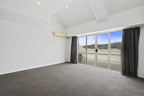 Photo of property in Coromandel Heights, 3/111 Coromandel Street, Newtown, Wellington, 6021