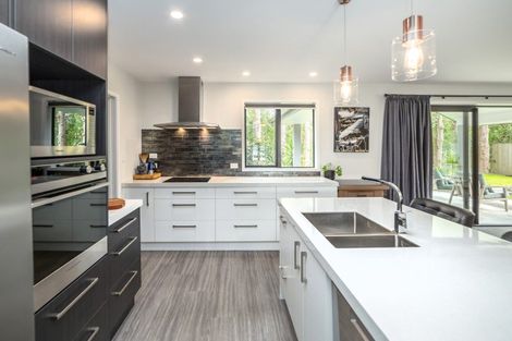 Photo of property in 37 Westwood Avenue, Greytown, 5712