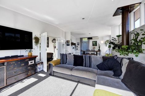 Photo of property in 59 Doralto Road, Frankleigh Park, New Plymouth, 4310