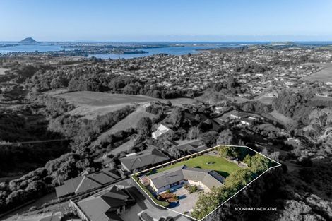 Photo of property in 12 Tobacco Hill, Welcome Bay, Tauranga, 3175