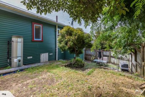 Photo of property in 31 Wallath Road, Onehunga, Auckland, 1061