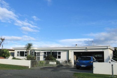 Photo of property in 79 Le Quesne Road, Bay View, Napier, 4104