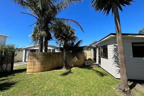 Photo of property in 1186 Papamoa Beach Road, Papamoa Beach, Papamoa, 3118