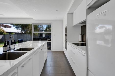 Photo of property in 77 Brooklands Road, Brooklands, New Plymouth, 4310