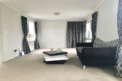 Photo of property in 177a Don Buck Road, Massey, Auckland, 0614